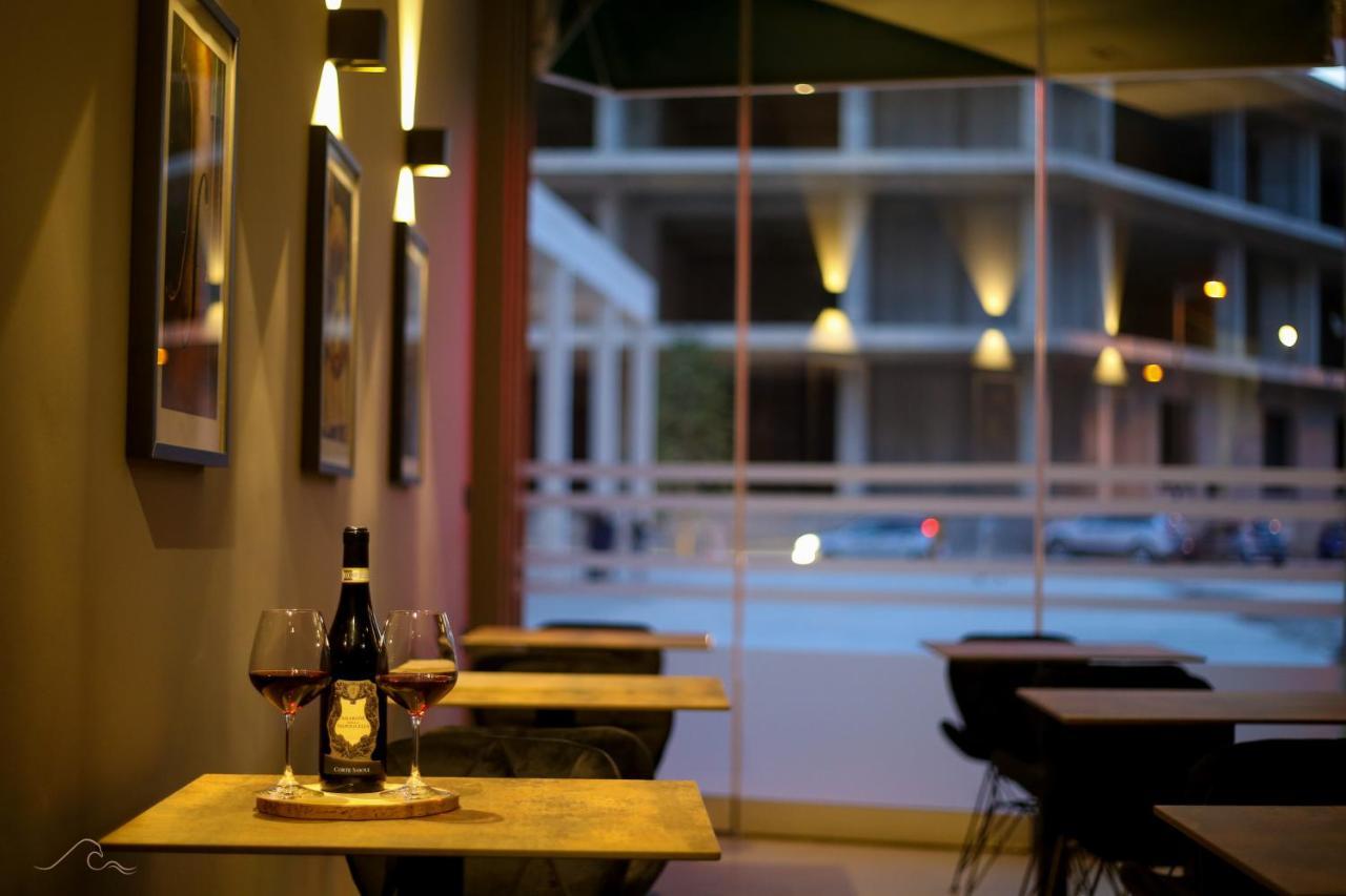 Hotel Libertas วญอเรอ ภายนอก รูปภาพ