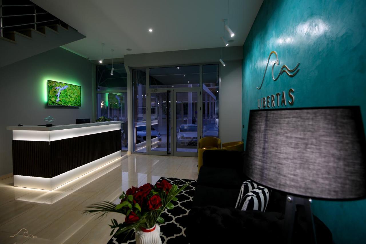 Hotel Libertas วญอเรอ ภายนอก รูปภาพ