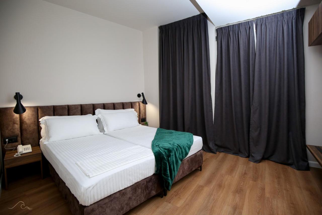 Hotel Libertas วญอเรอ ภายนอก รูปภาพ