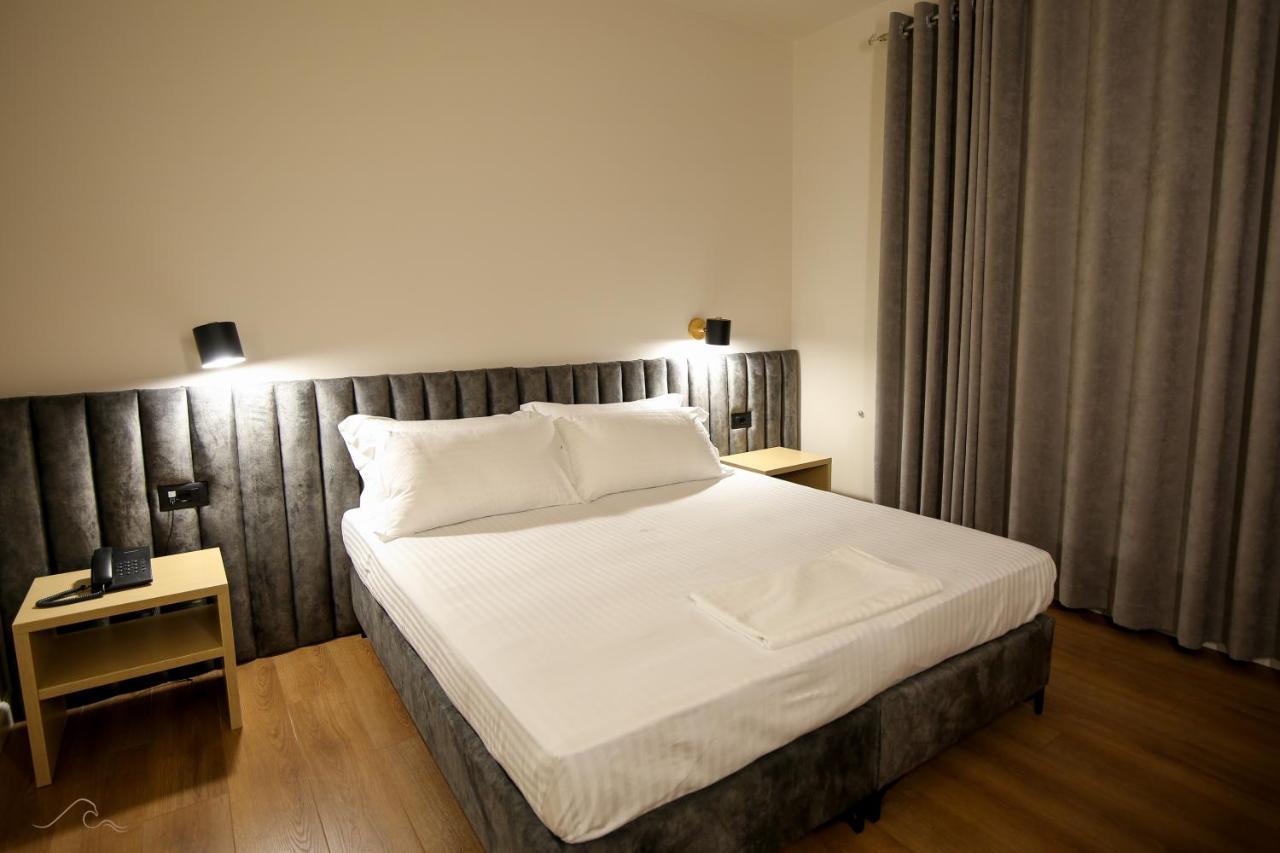 Hotel Libertas วญอเรอ ภายนอก รูปภาพ
