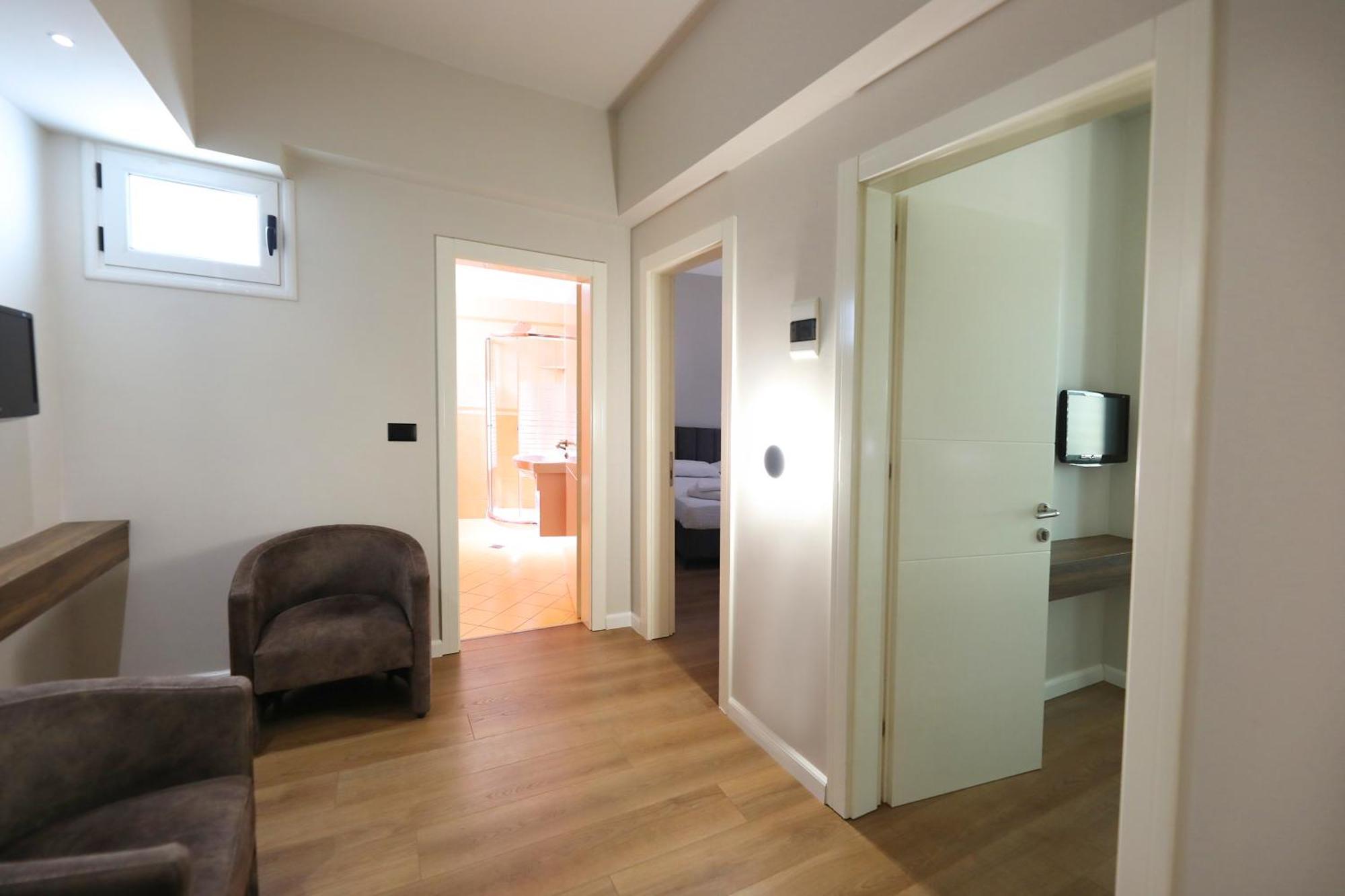 Hotel Libertas วญอเรอ ภายนอก รูปภาพ